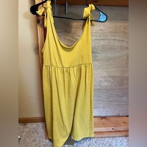 Shoulder tie sun dress